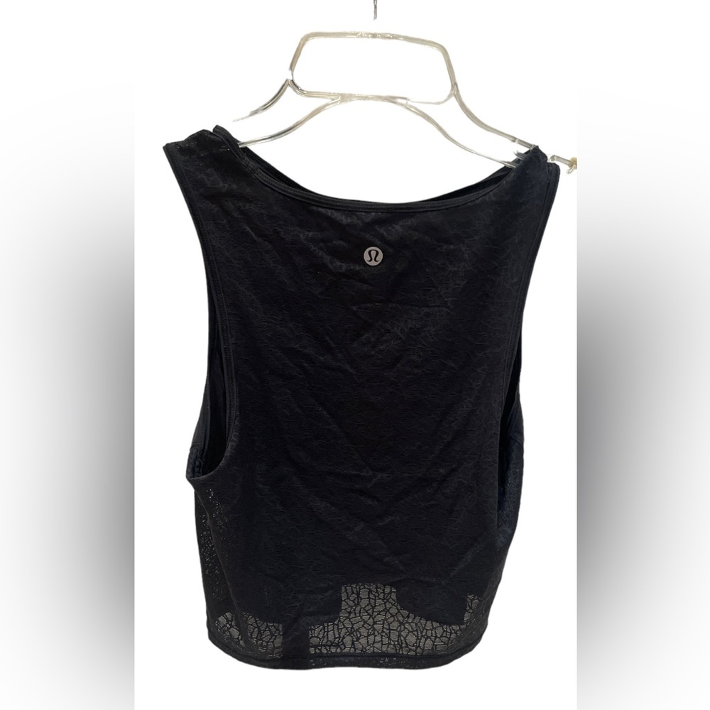 Lululemon - Picture 1 of 3